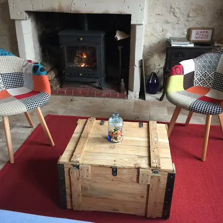 Hotel Le Moulin du Bourg à Epeigne-les-Bois Extérieur photo